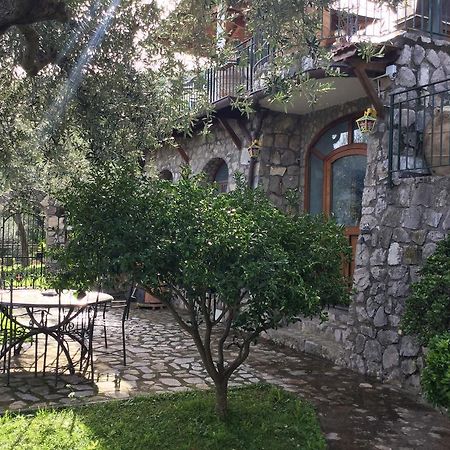 Villino Antonella Otel Vico Equense Dış mekan fotoğraf